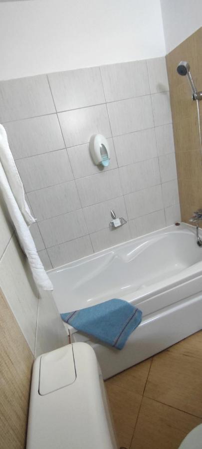 Hotel Riga 아라드 외부 사진